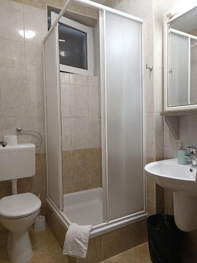 Apartments Niki Brela Zewnętrze zdjęcie