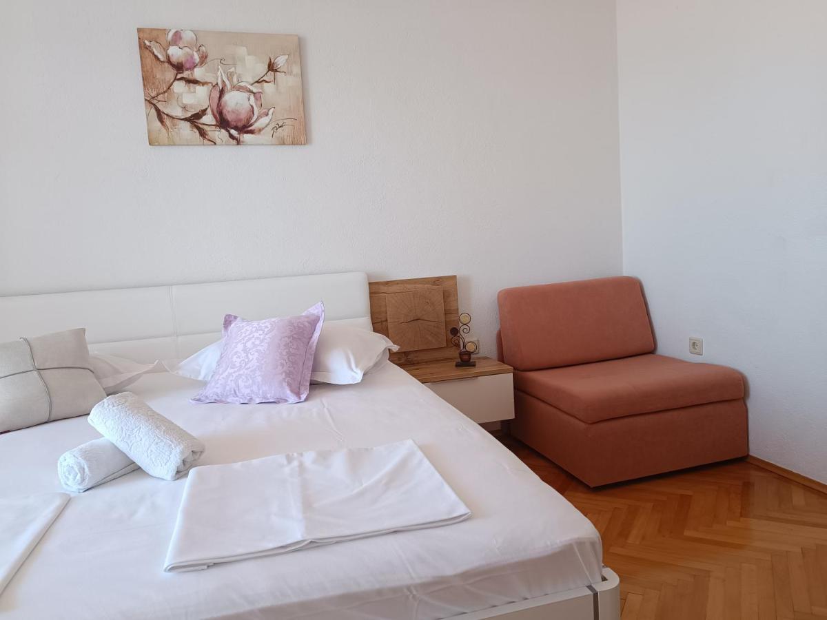 Apartments Niki Brela Zewnętrze zdjęcie