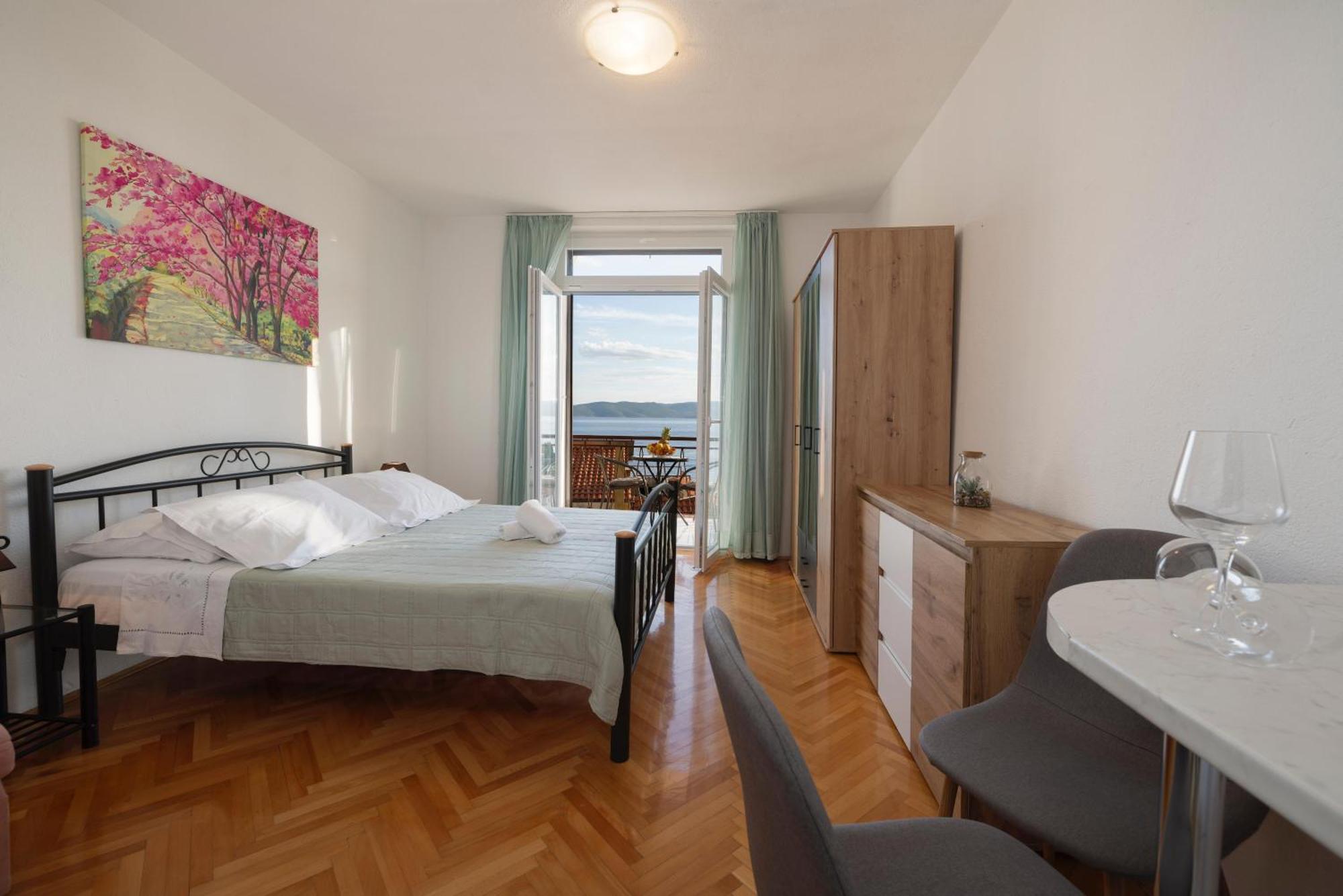 Apartments Niki Brela Zewnętrze zdjęcie