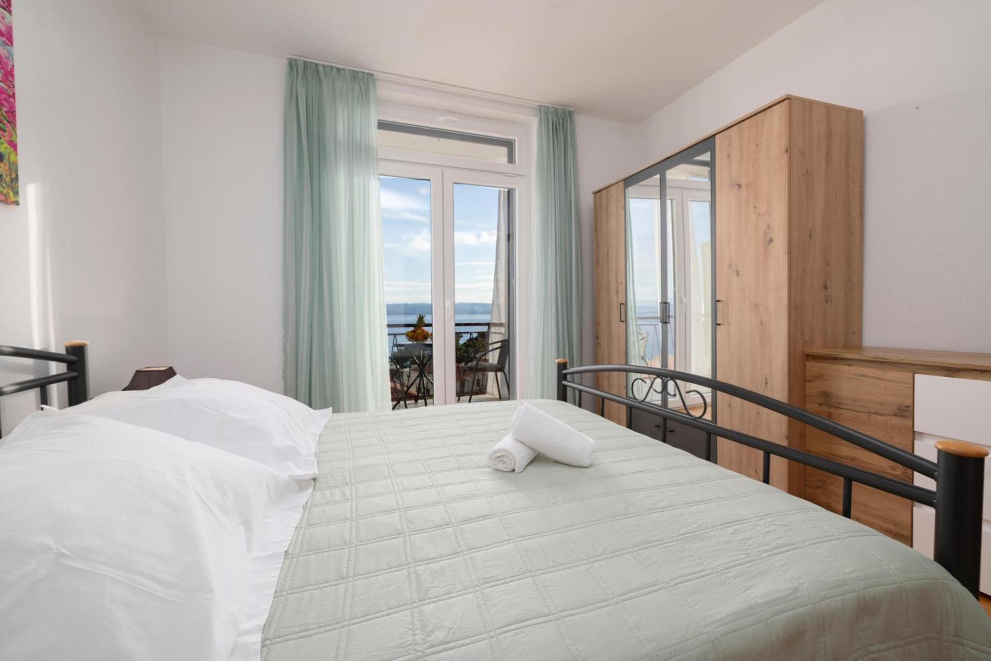 Apartments Niki Brela Zewnętrze zdjęcie