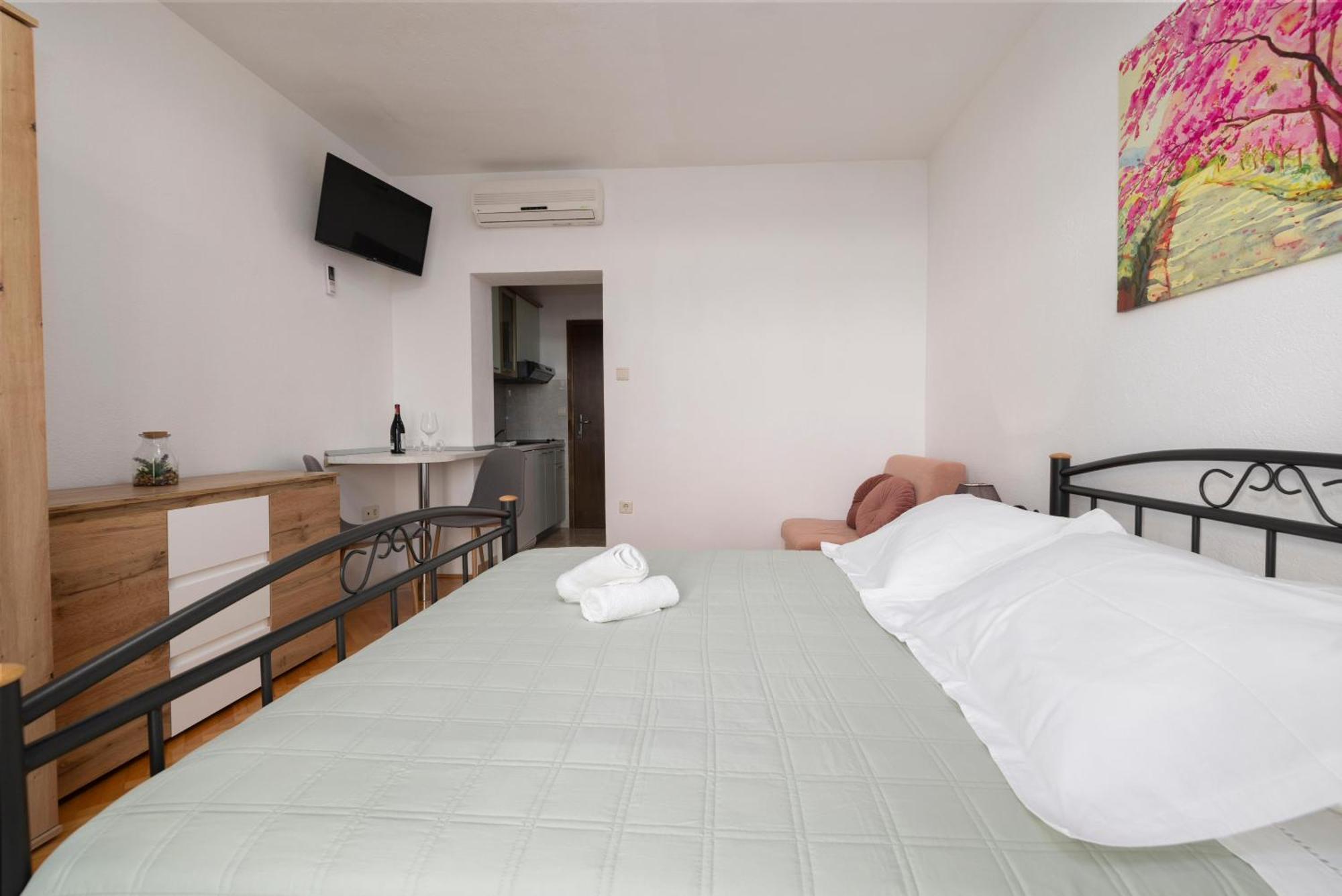 Apartments Niki Brela Zewnętrze zdjęcie
